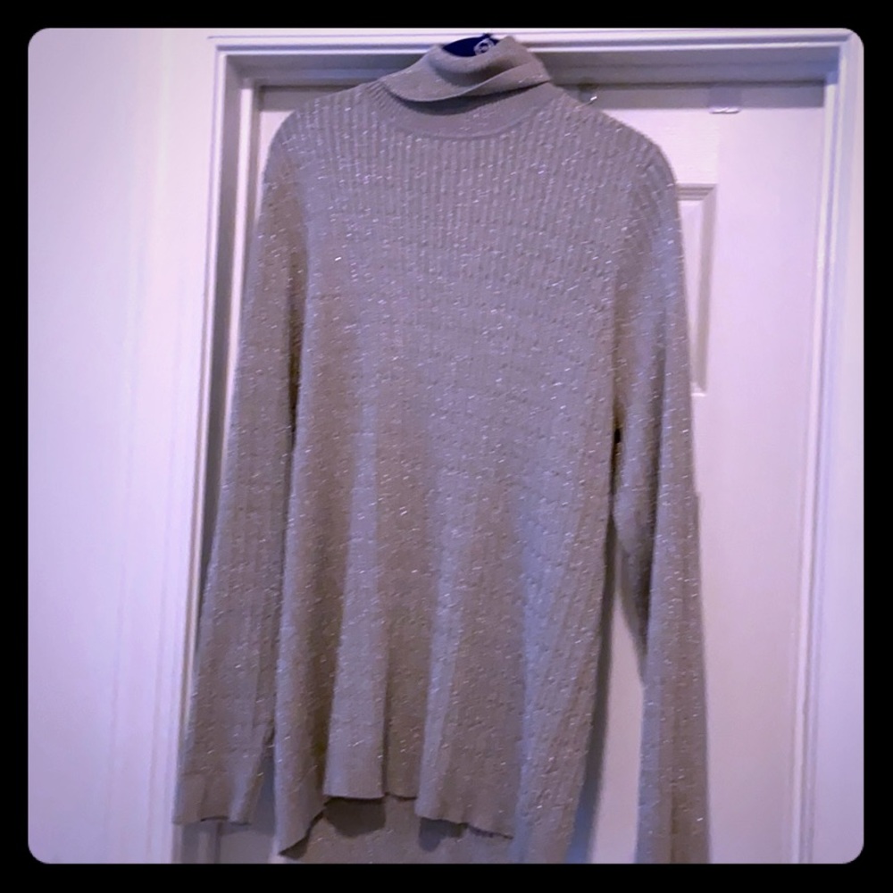 Turtleneck long sleeve